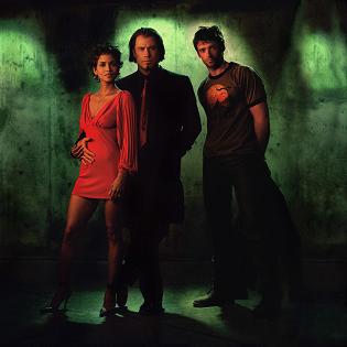 halle_berry_john_travolta_hugh_jackman_swordfish_001.jpg